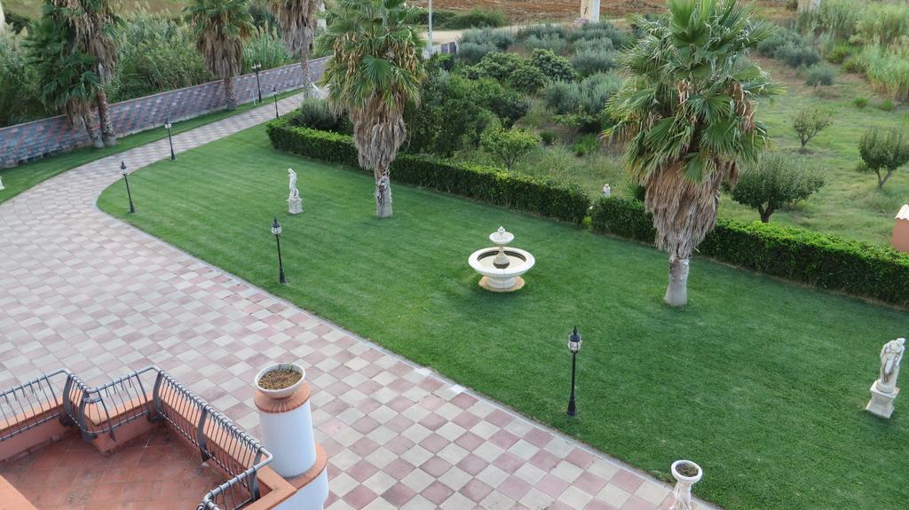 Il Giardino Monticciolo 호텔 카스텔라마레델골포 외부 사진