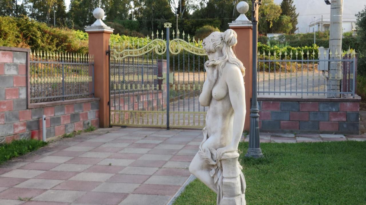 Il Giardino Monticciolo 호텔 카스텔라마레델골포 외부 사진